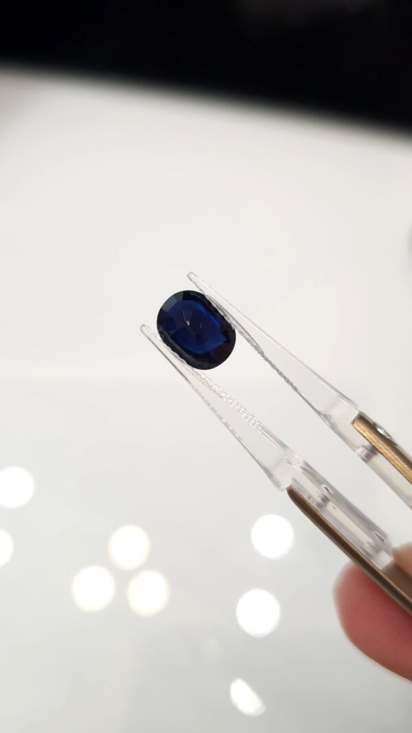 Genuine Rare Sapphire 🔬GIA سفاير طبيعي غير معالج - Image 3